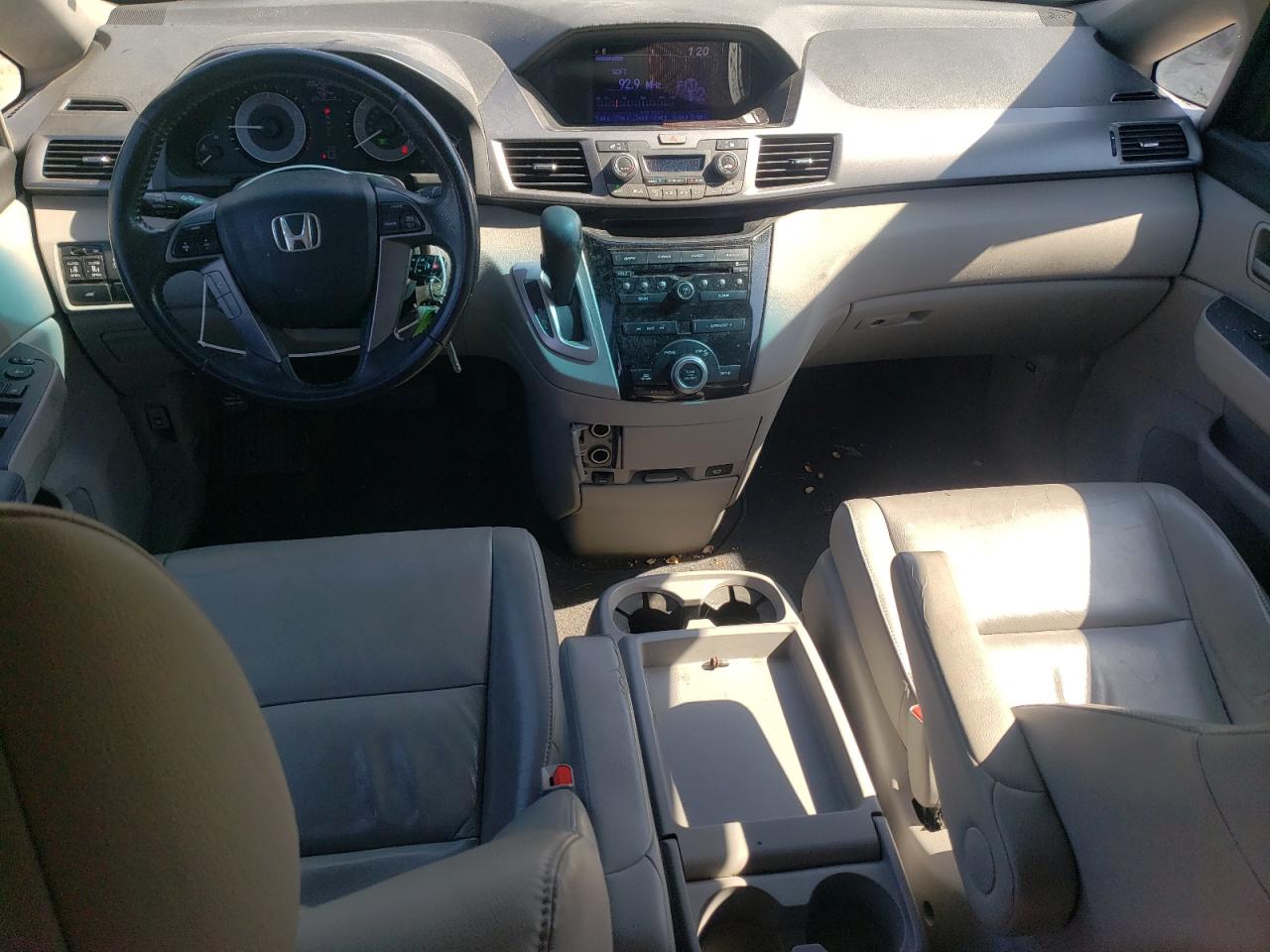 2012 Honda Odyssey - Image 8