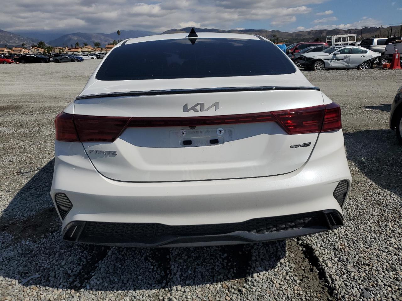 2024 Kia Forte - Image 6