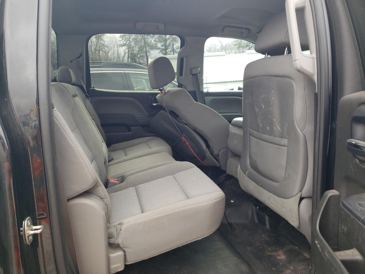 2014 Chevrolet Silverado - Image 10