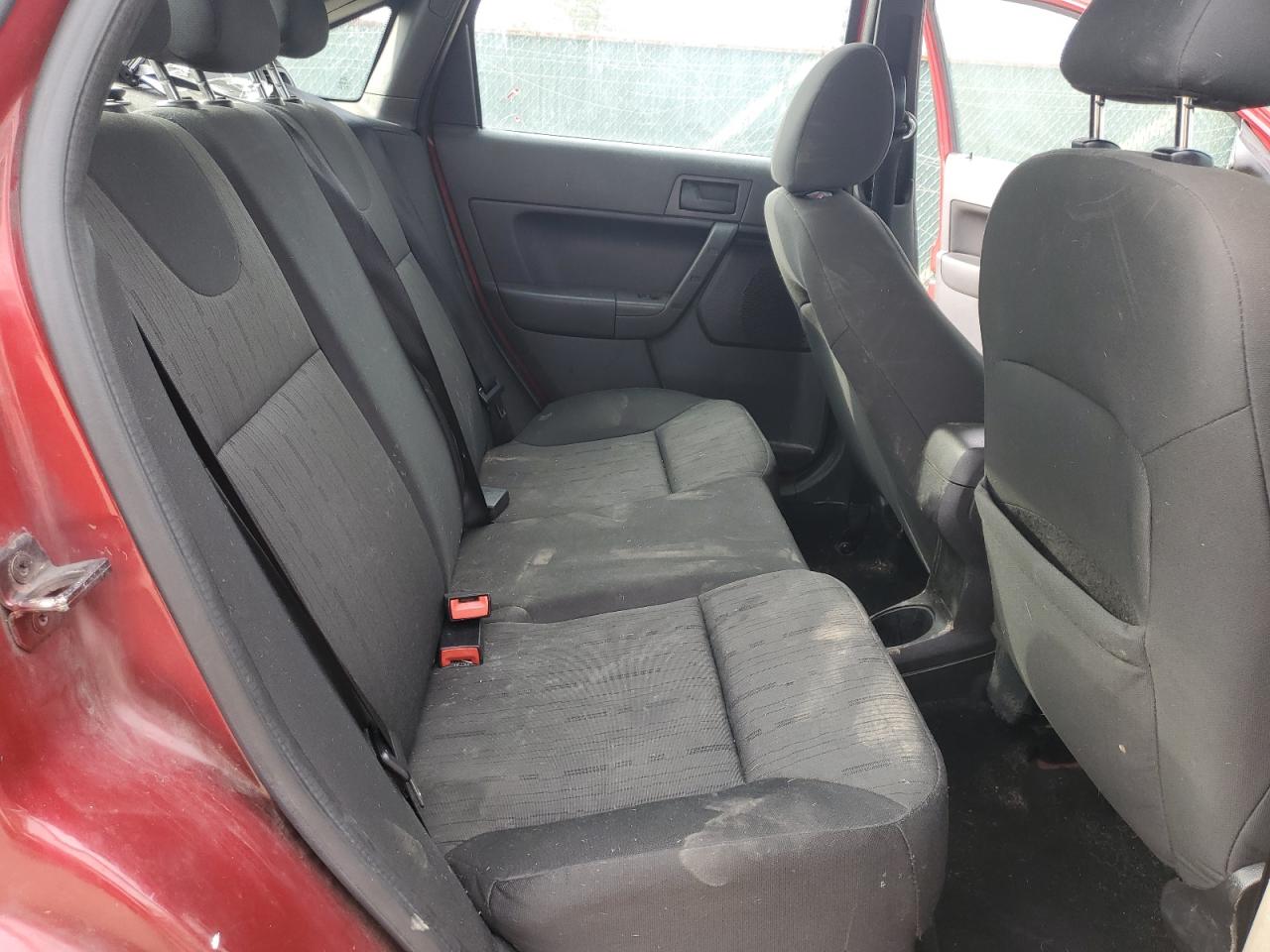 2009 Ford Focus - Image 10