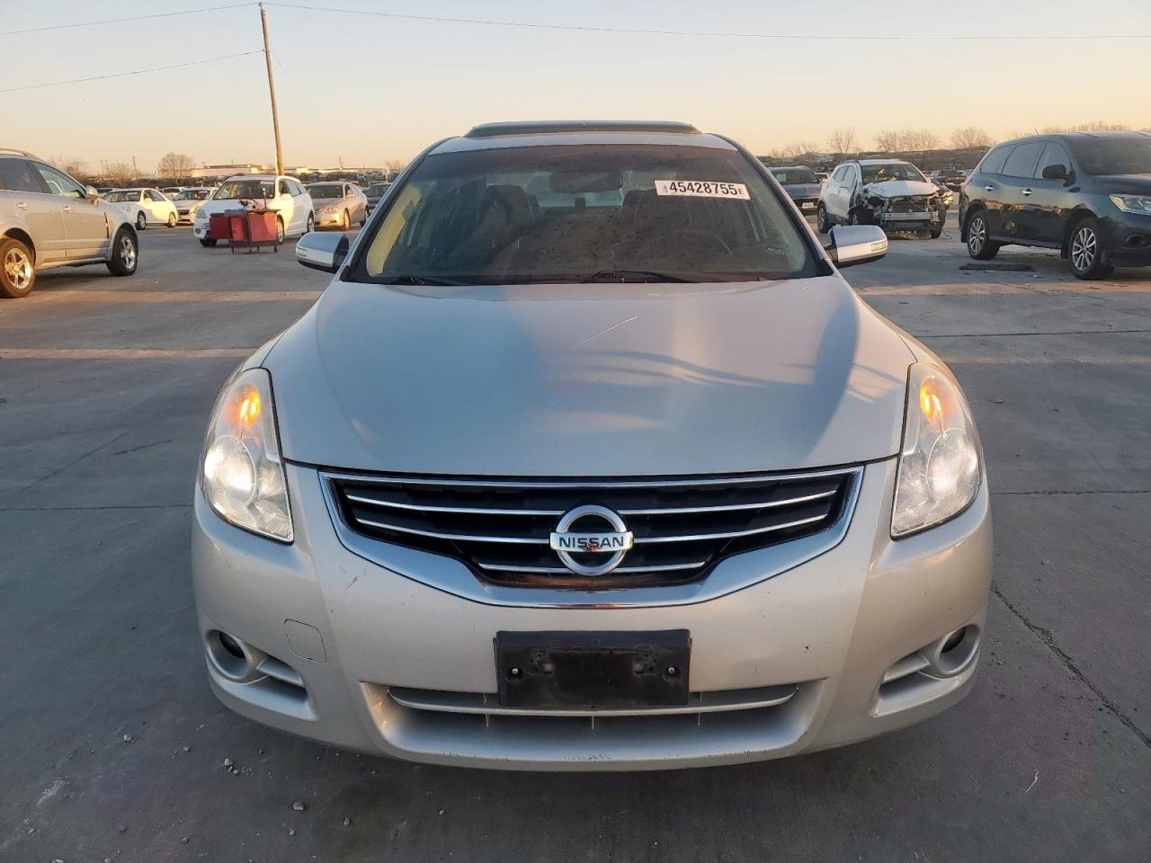 2011 Nissan Altima - Image 5