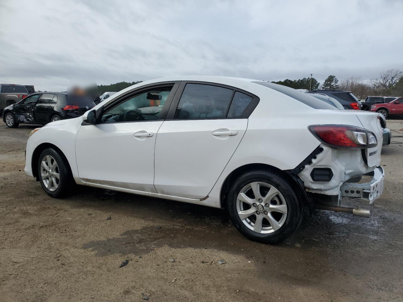 2010 Mazda 3 - Image 2