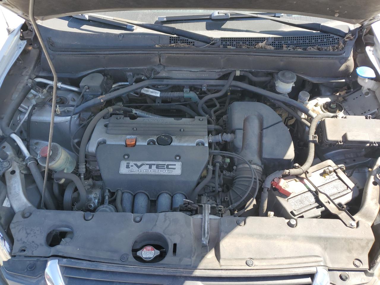 2004 Honda CR-V - Image 13