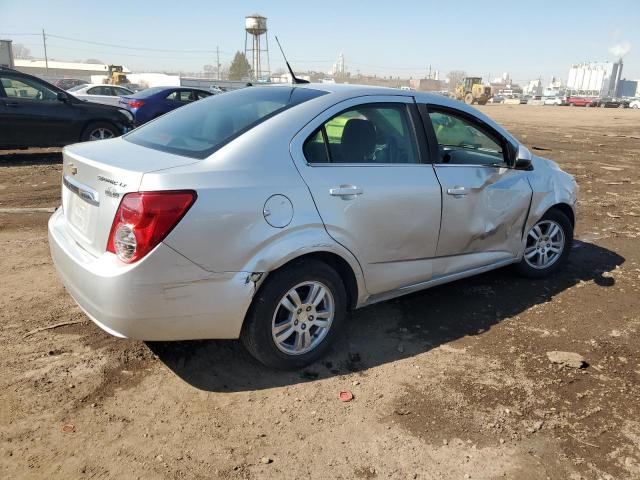 Седани CHEVROLET SONIC 2012 Сріблястий