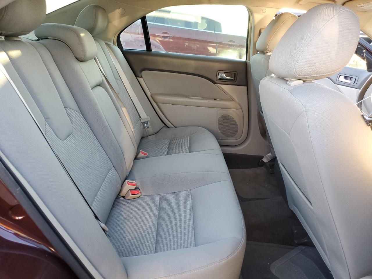 2012 Ford Fusion - Image 10