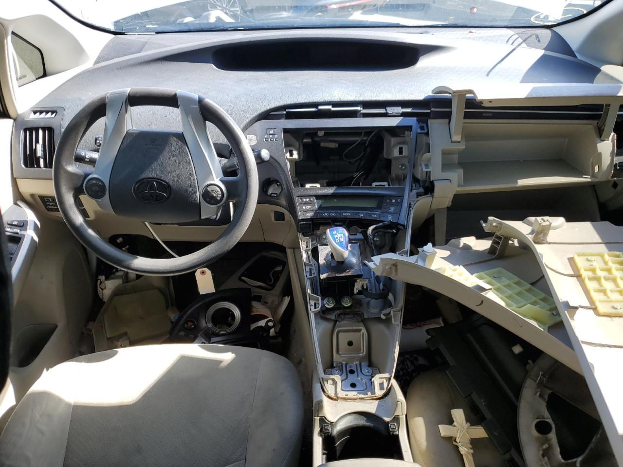 2010 Toyota Prius - Image 8