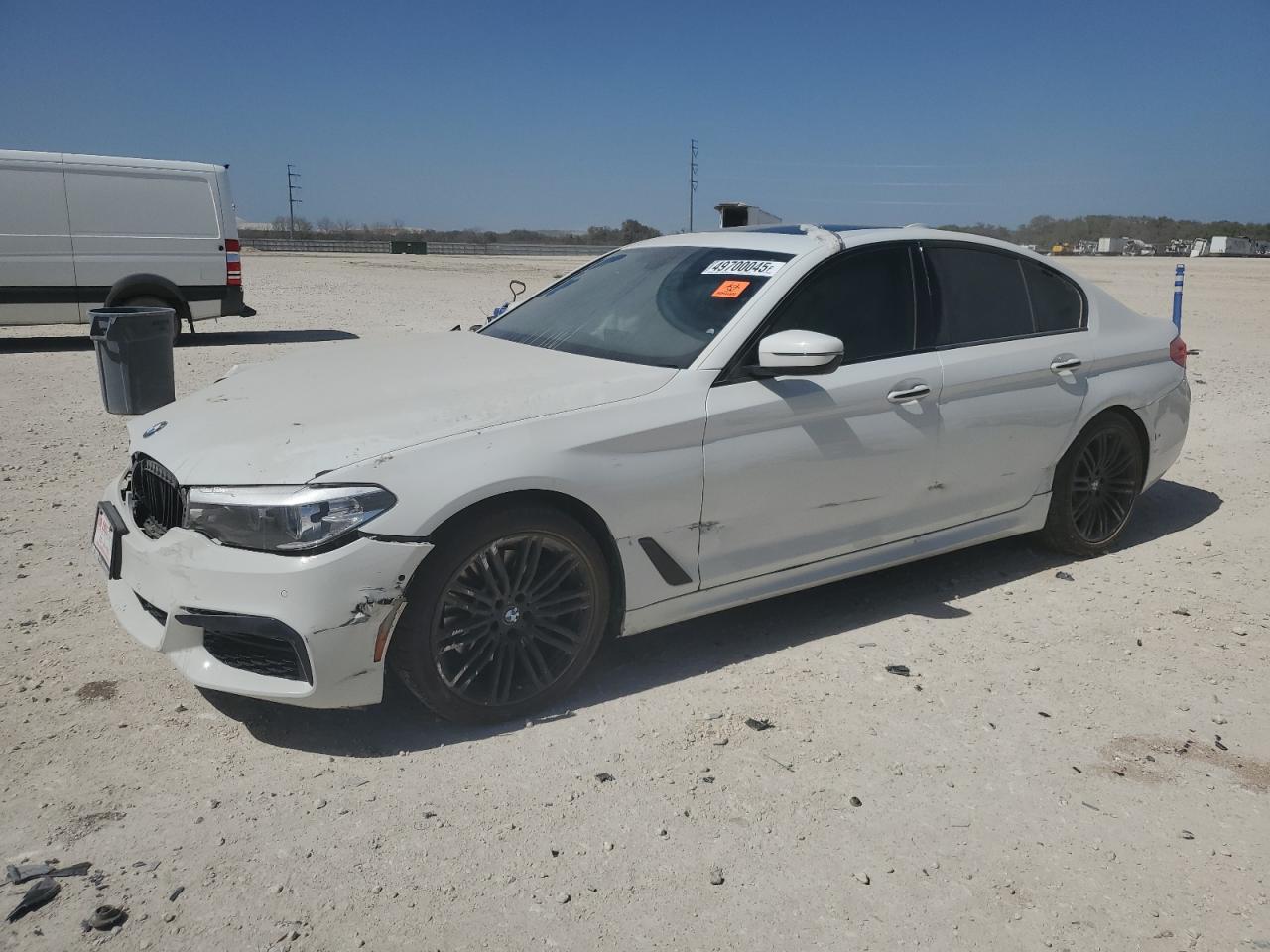 WBAJA5C54JWA57368 BMW 5 SERIES Photo 1