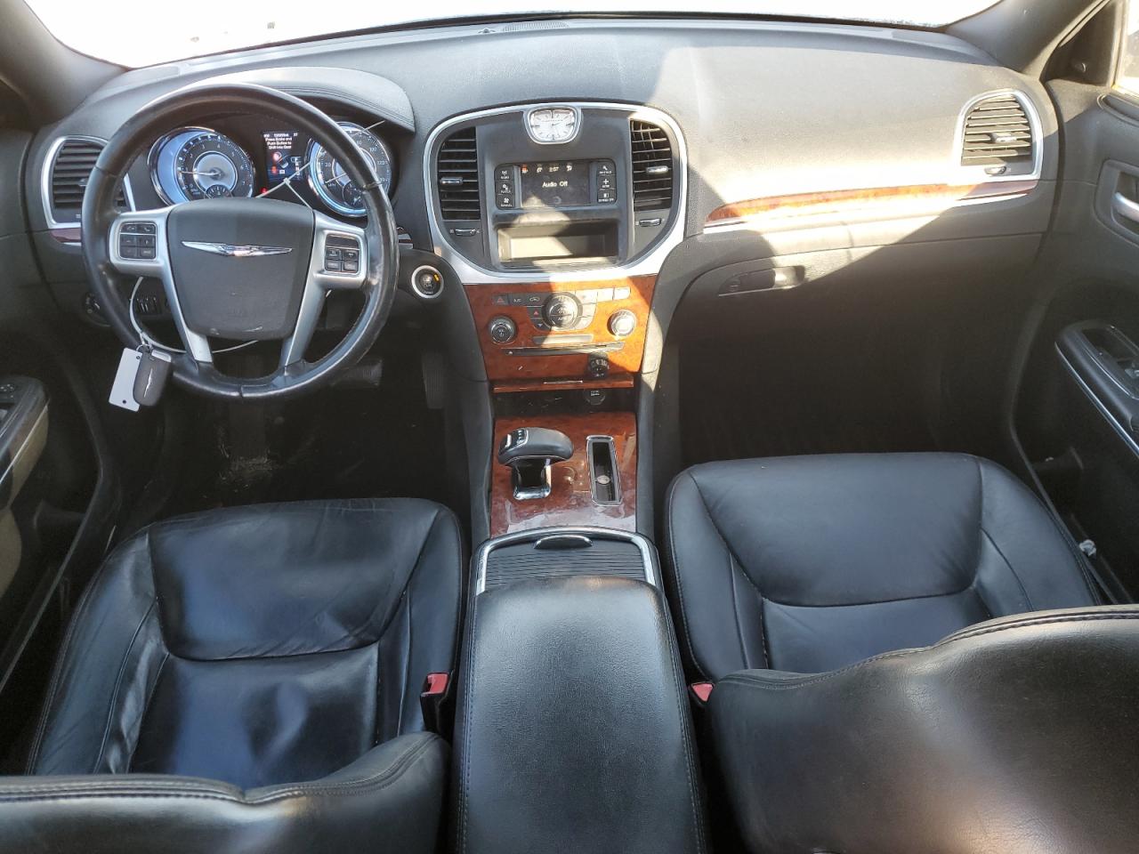 2012 Chrysler 300 - Image 8