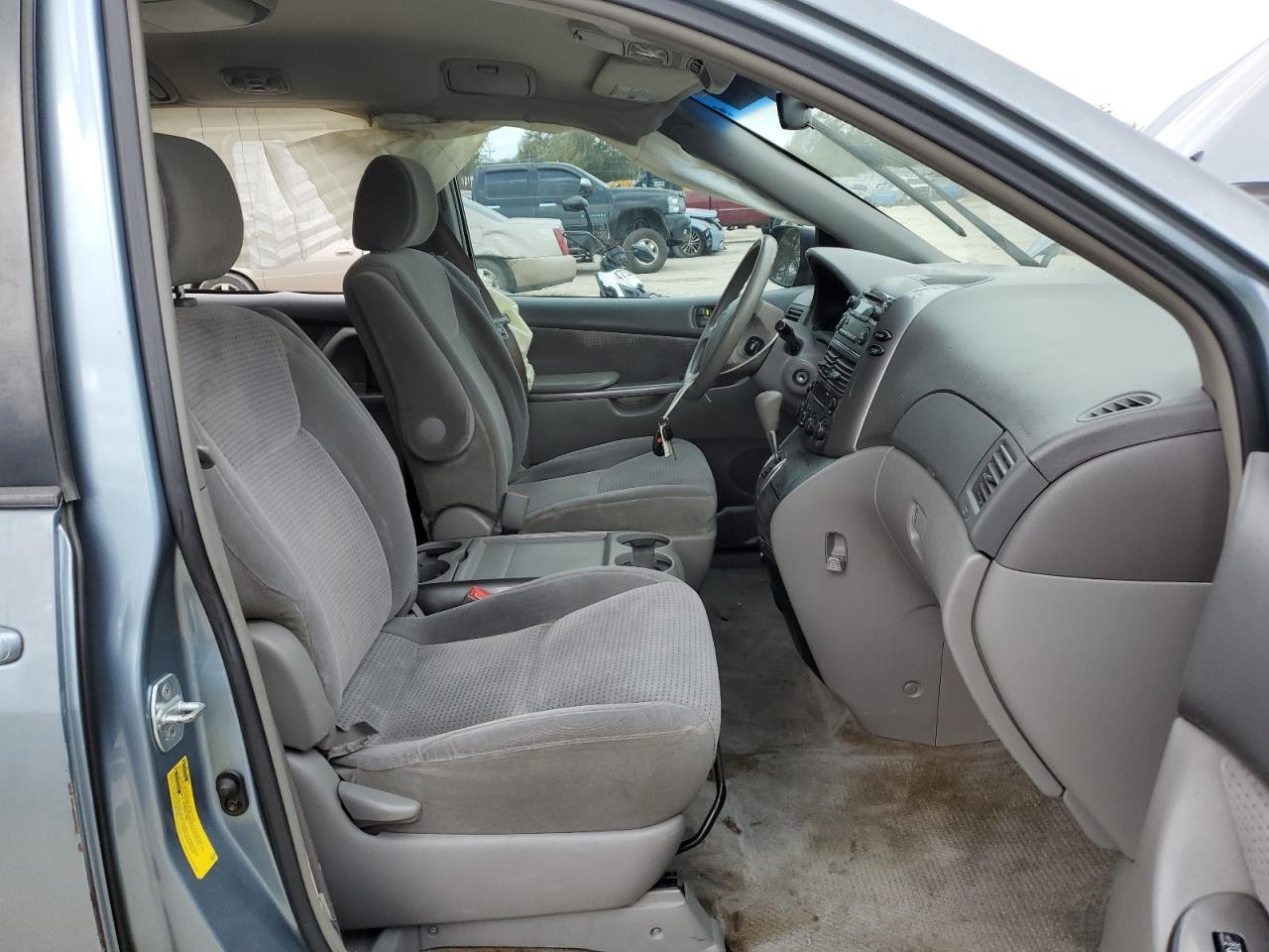 2006 Toyota Sienna - Image 7
