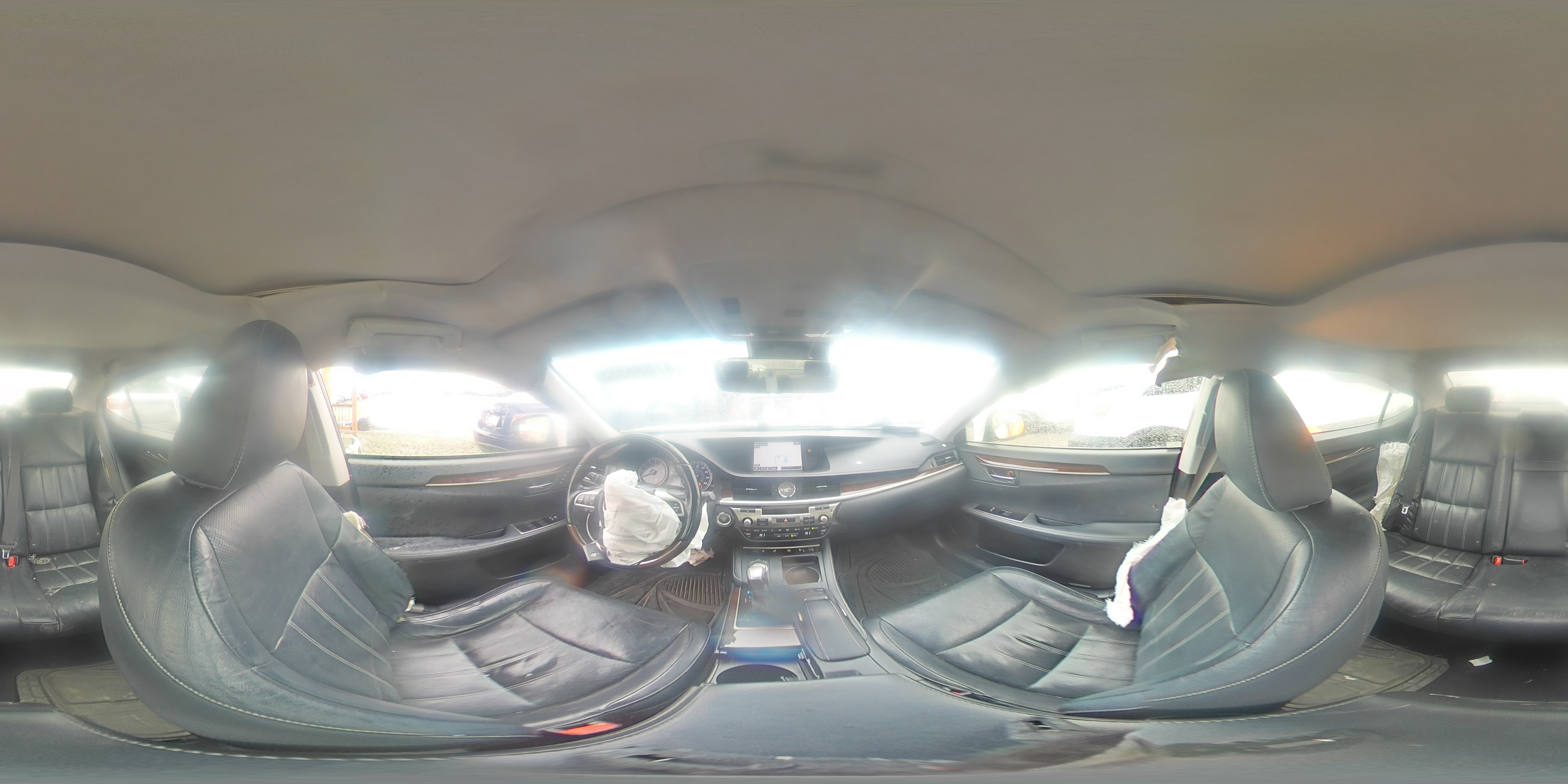 2016 Lexus ES - Image 12