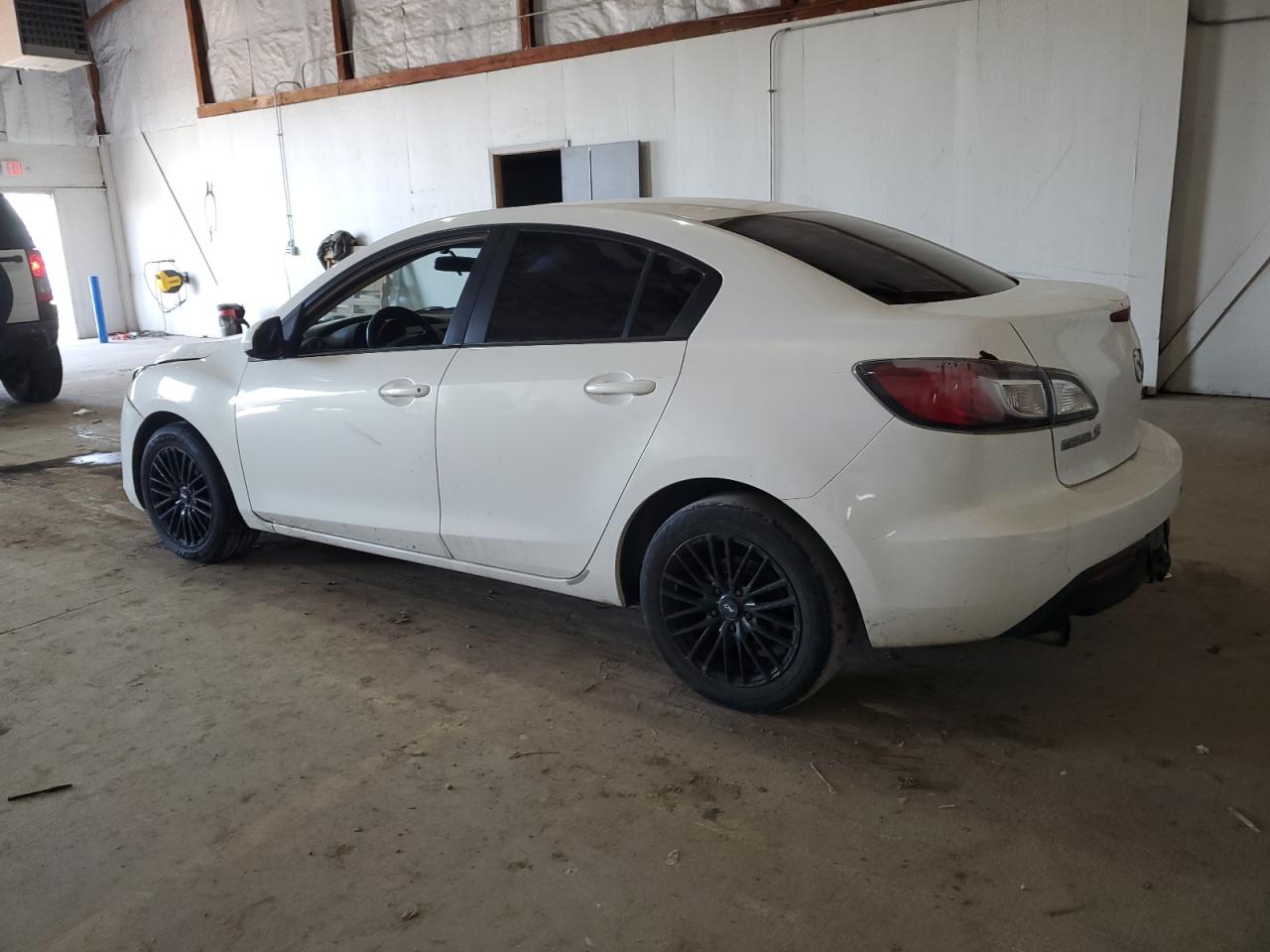 2010 Mazda 3 - Image 2