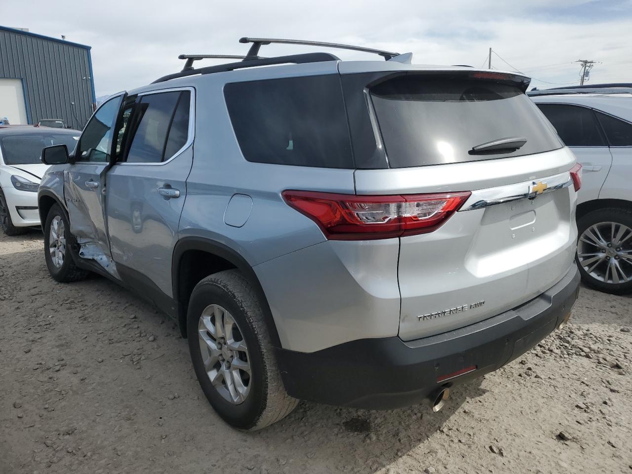 2021 Chevrolet Traverse - Image 2