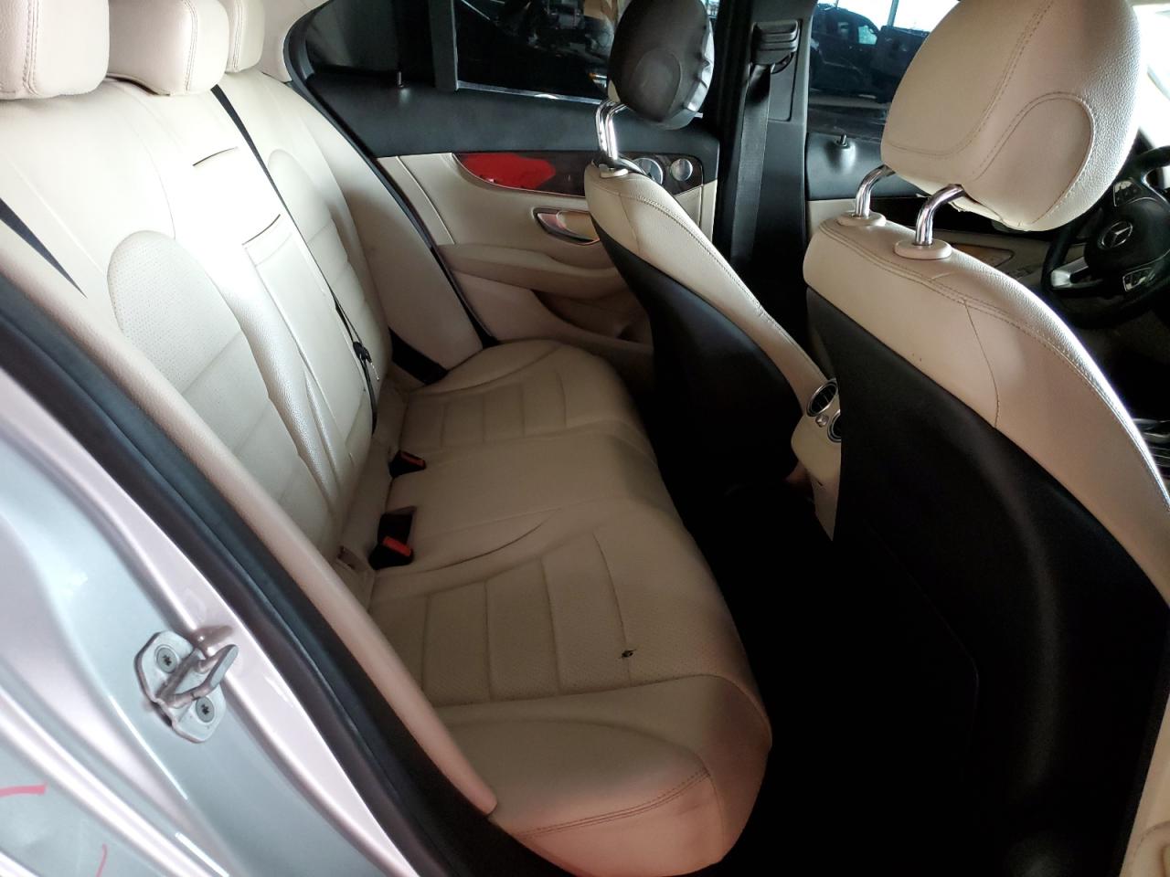2015 Mercedes-Benz C-klasse - Image 10
