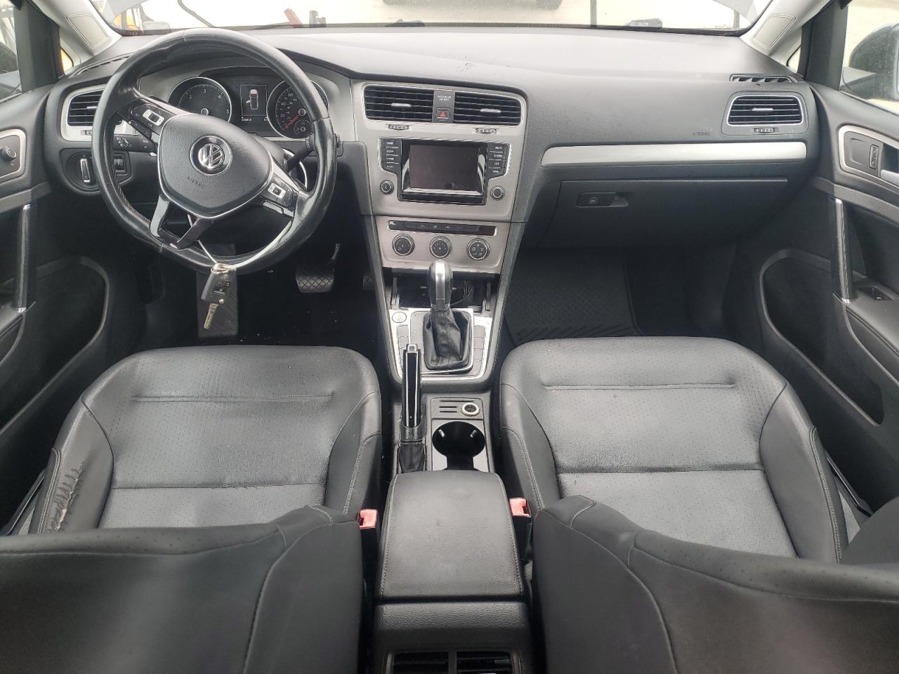 2015 Volkswagen Golf - Image 8