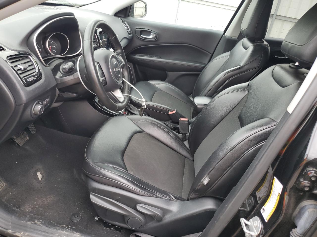 2021 Jeep Compass - Image 7