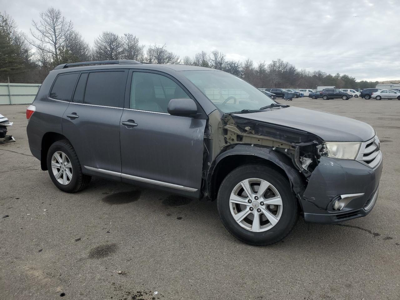 2011 Toyota Highlander - Image 4