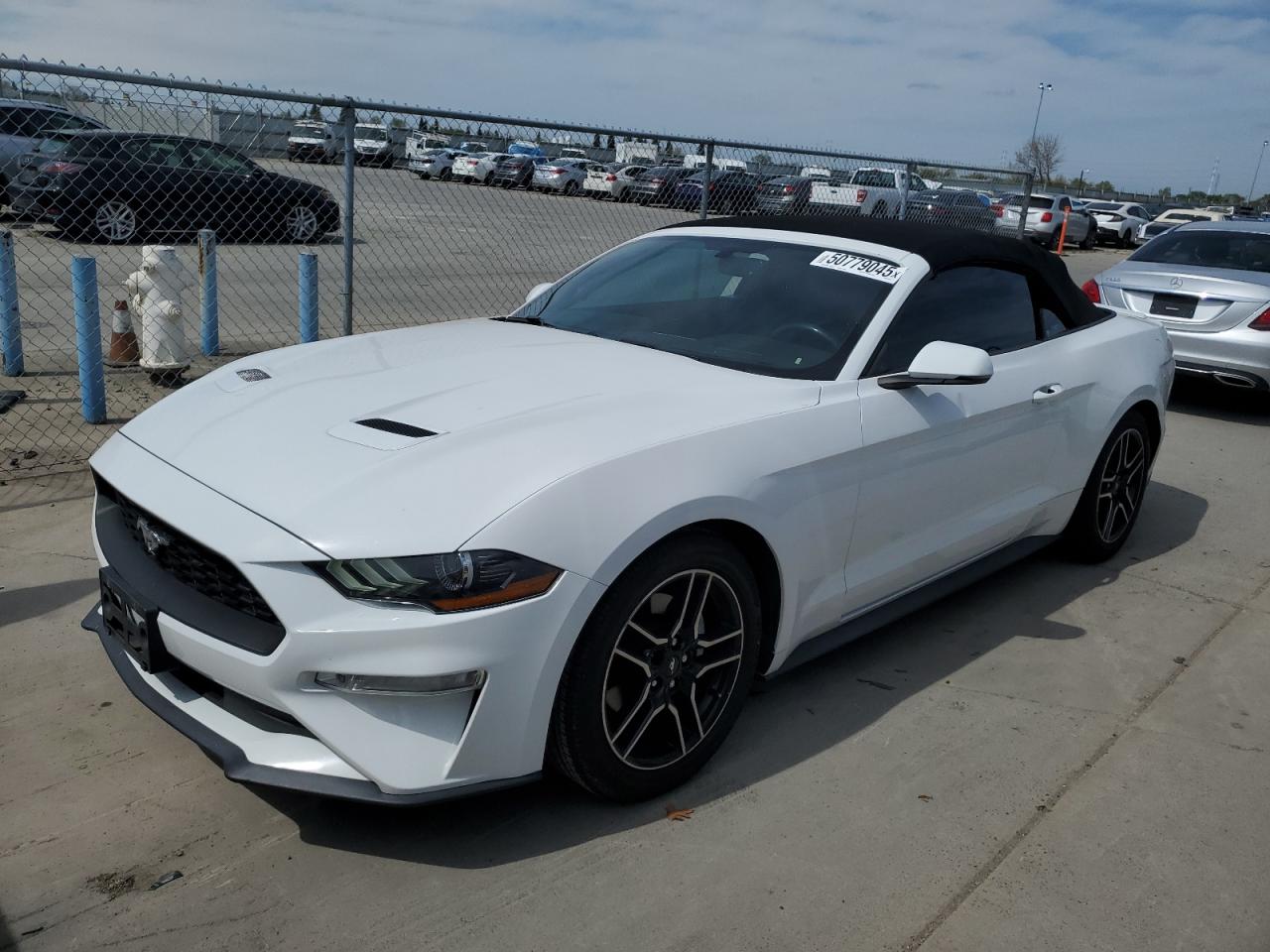 2018 Ford Mustang للبيع في Sacramento، CA - Minor Dent/Scratches