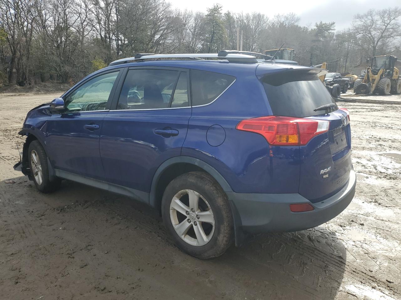 2014 Toyota RAV 4 - Image 2