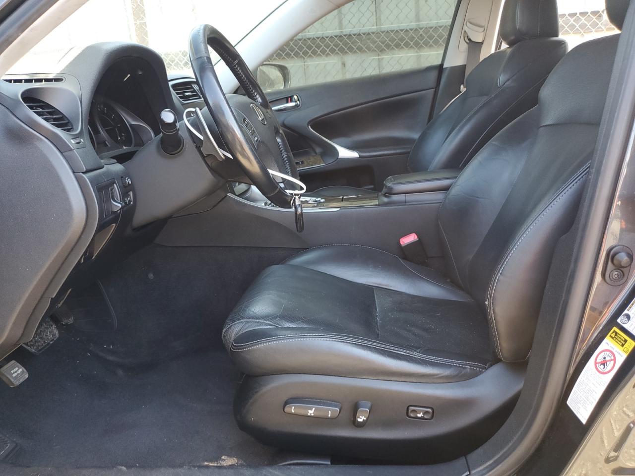 2009 Lexus IS - Image 7