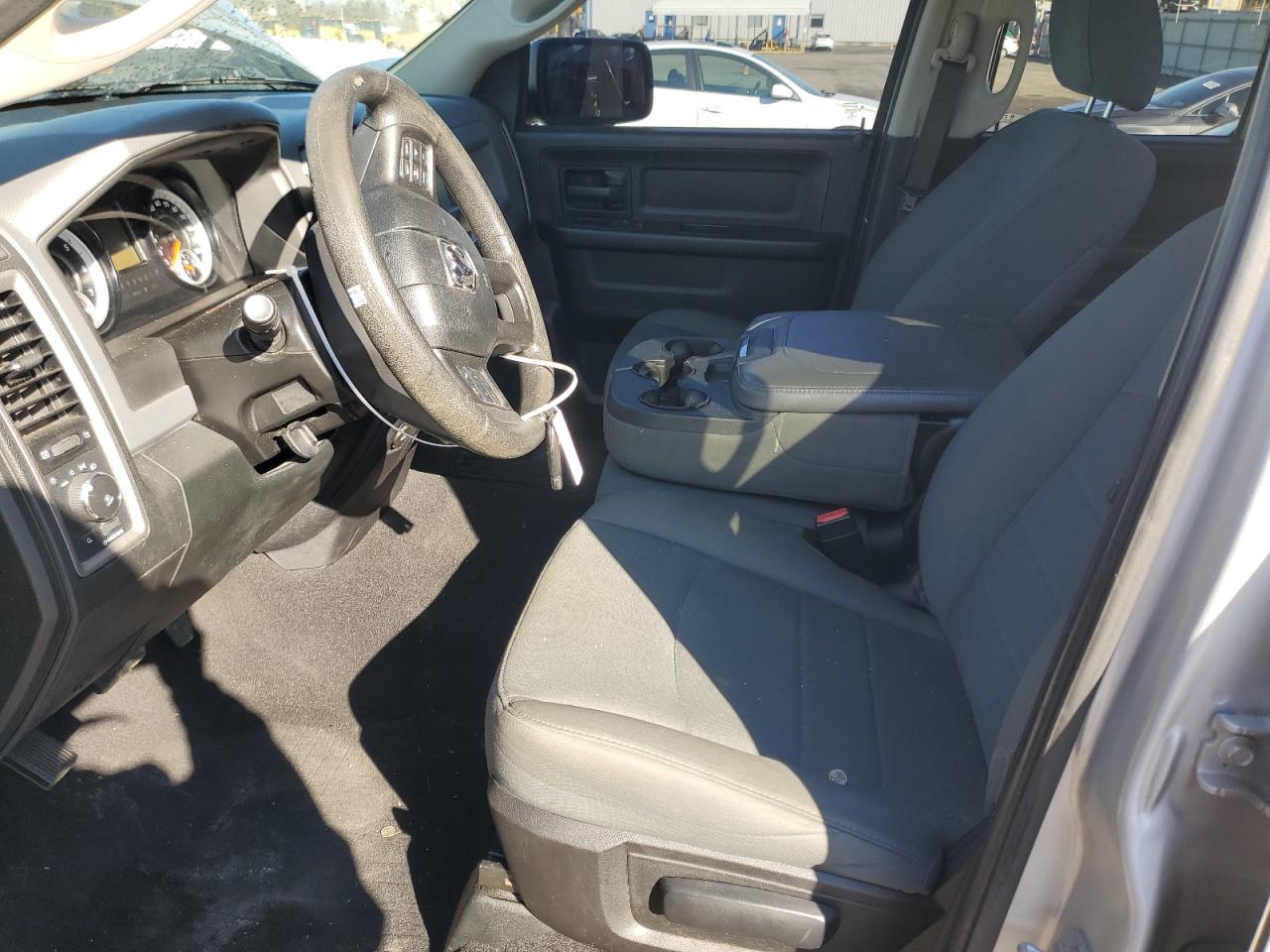 2015 RAM 1500 - Image 7