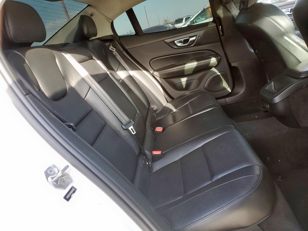 2021 Volvo S60 - Image 10