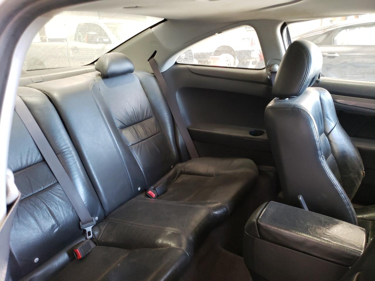 2004 Honda Accord - Image 10