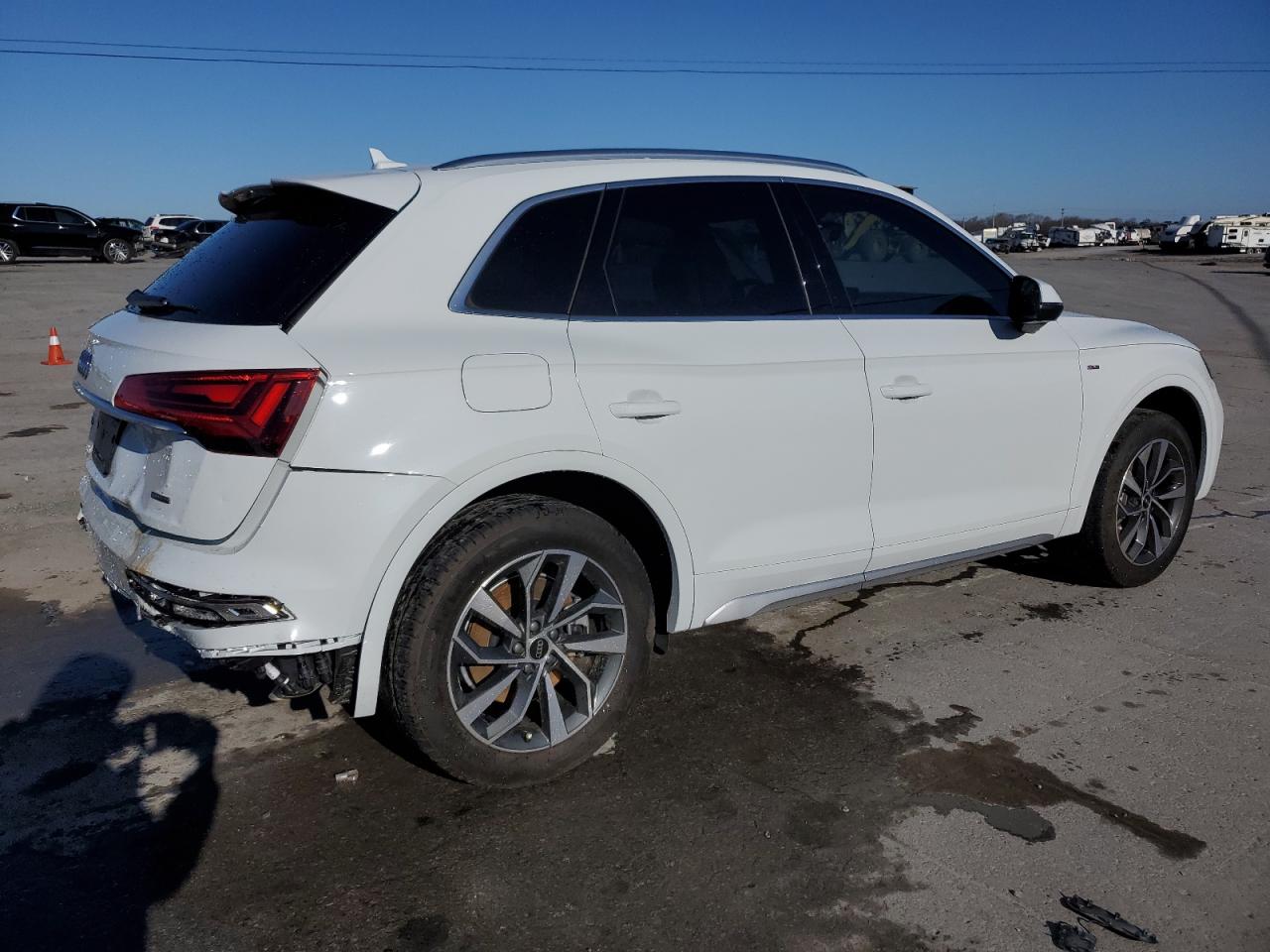 2023 Audi Q5 - Image 3
