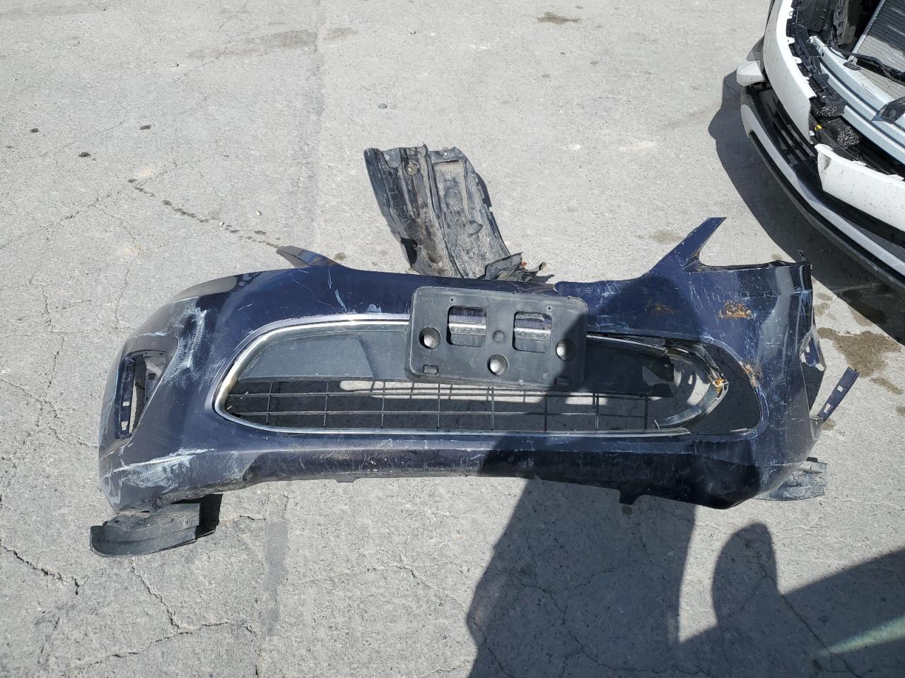 2012 Ford Fiesta - Image 12
