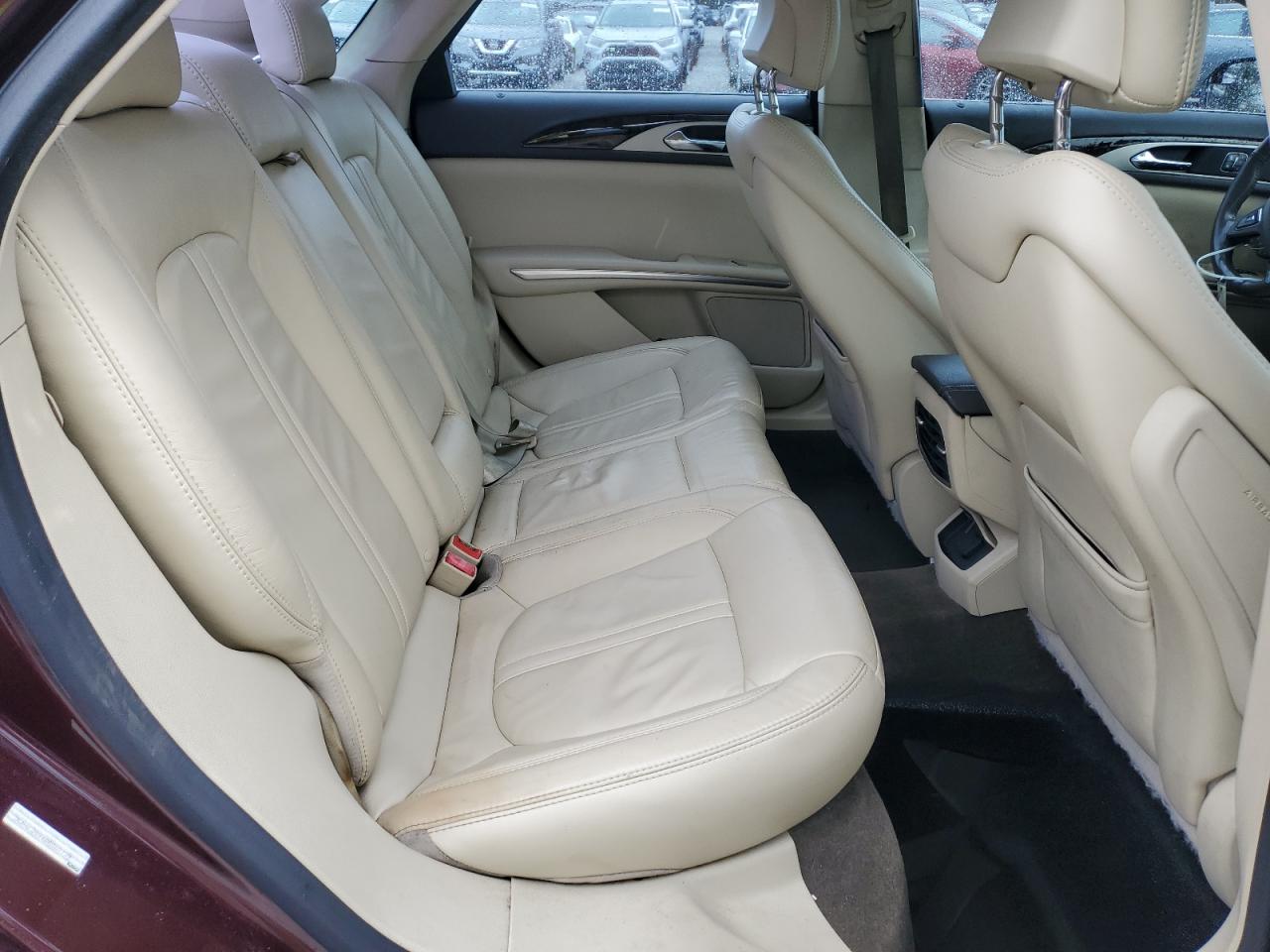 2013 Lincoln MKZ - Image 10