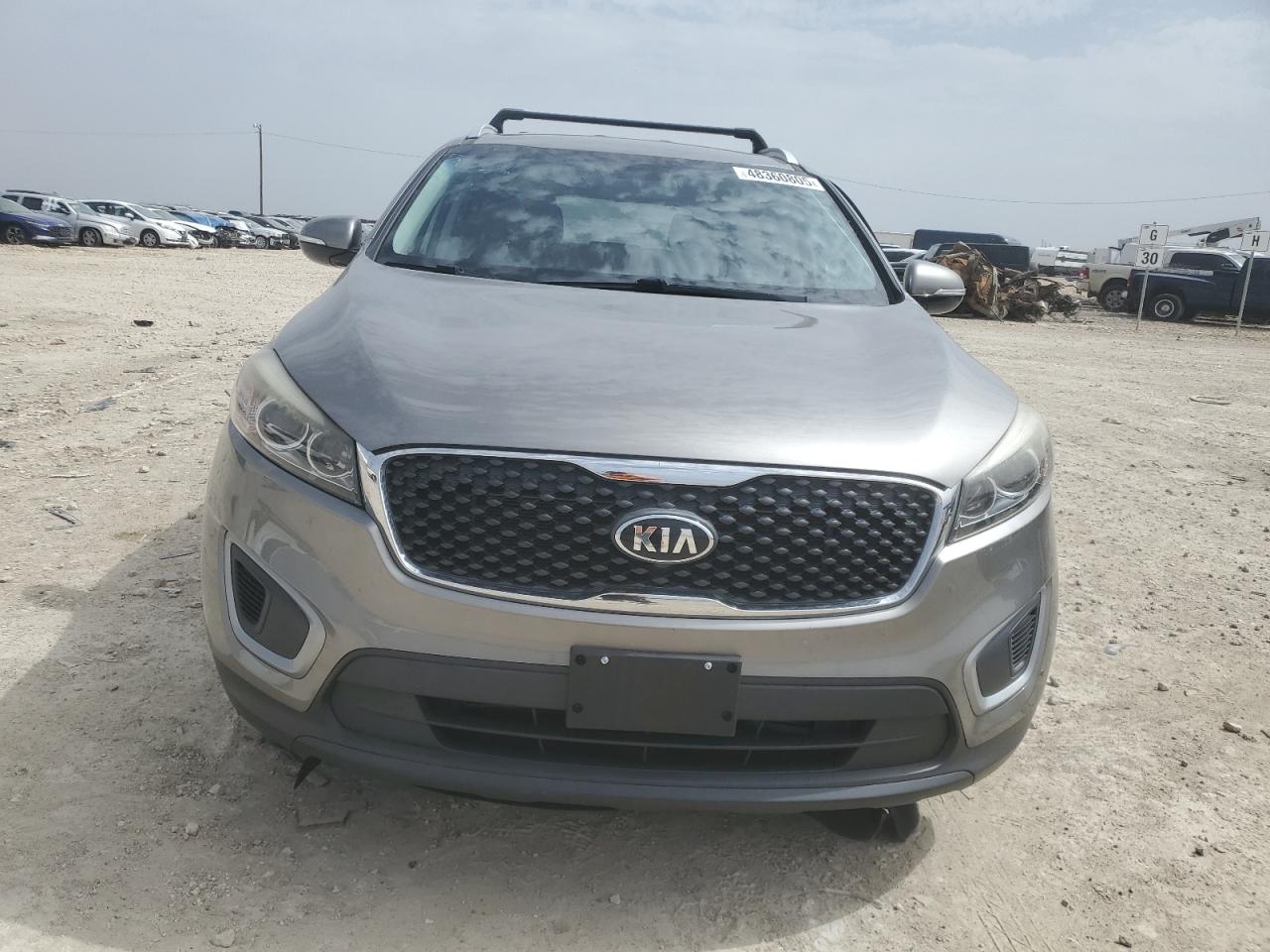 2018 Kia Sorento - Image 5