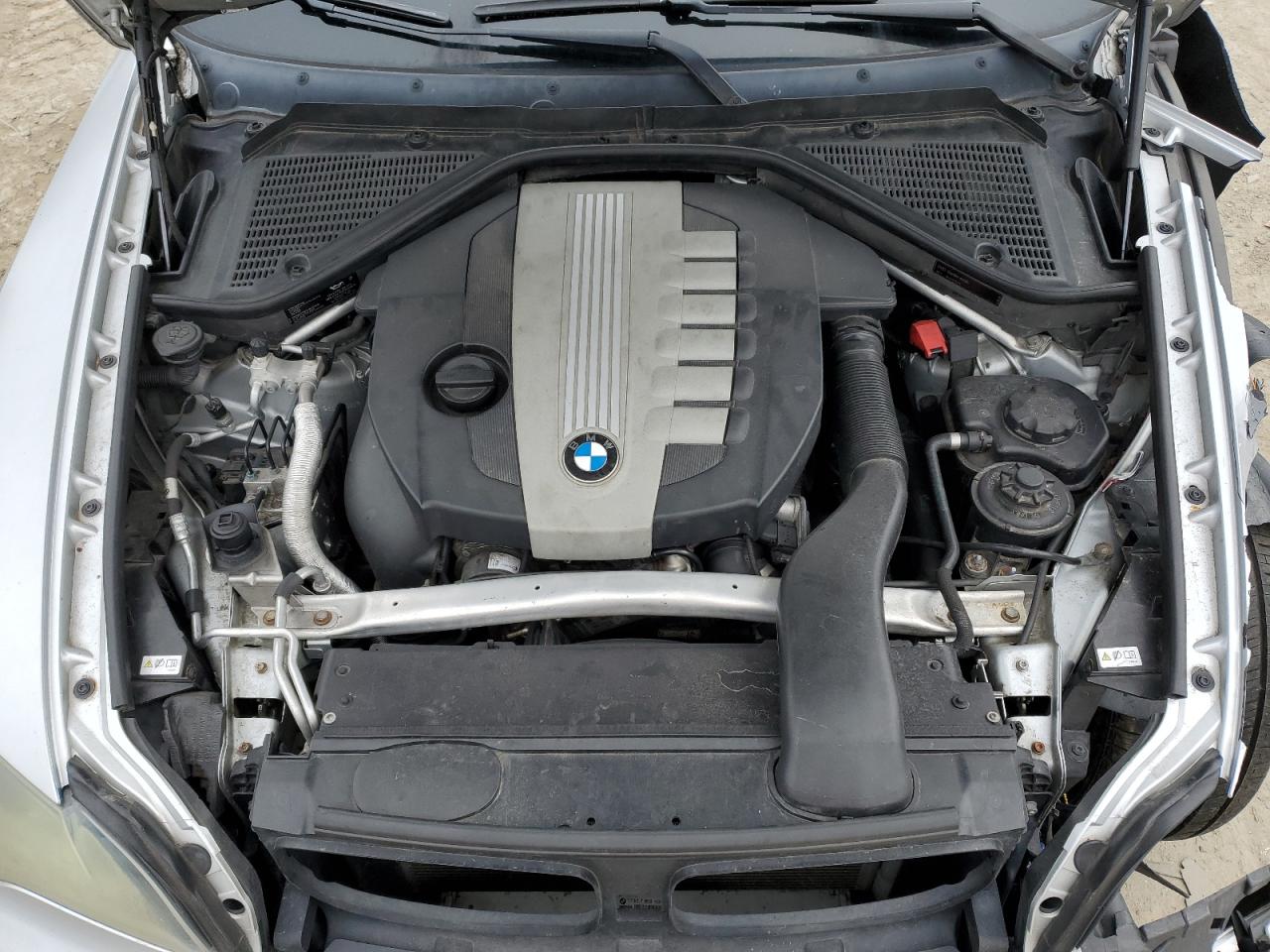 2011 BMW X5 - Image 12