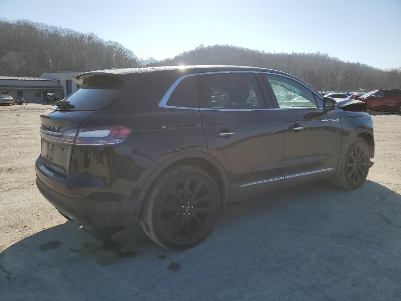 2020 Lincoln Nautilus - Image 3
