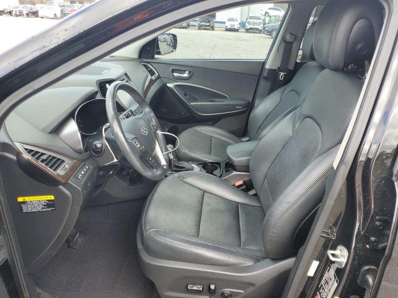 2017 Hyundai Santa Fe - Image 7
