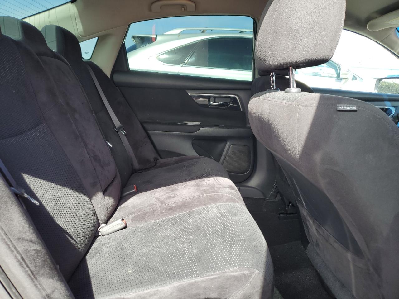 2014 Nissan Altima - Image 10