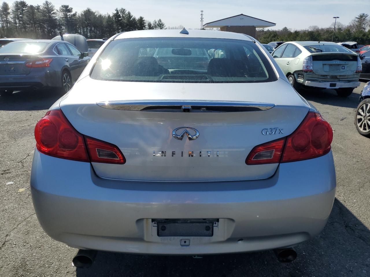 2009 Infiniti G - Image 6