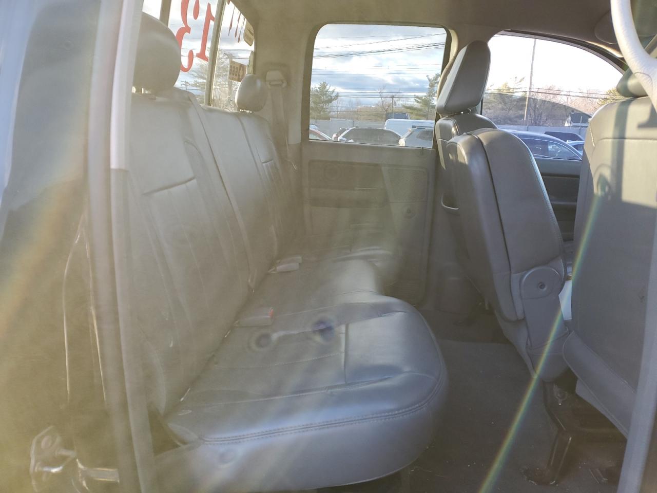 2006 Dodge RAM - Image 10