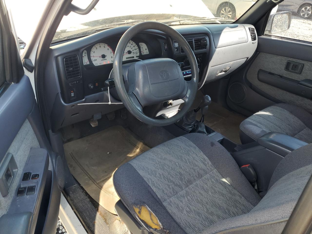 1999 Toyota Tacoma - Image 8