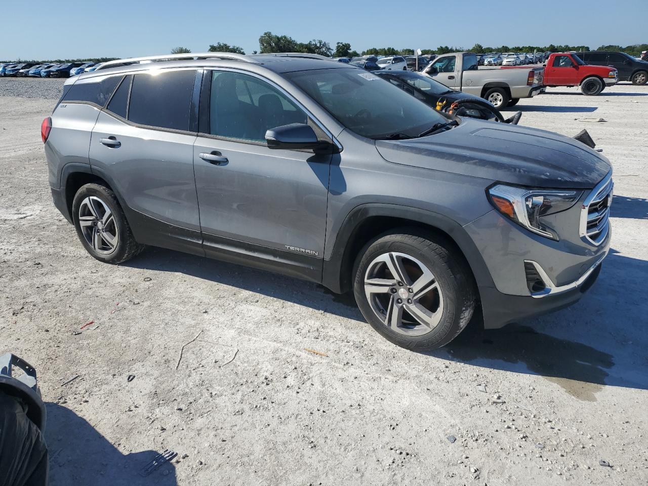 2018 GMC Terrain - Image 4