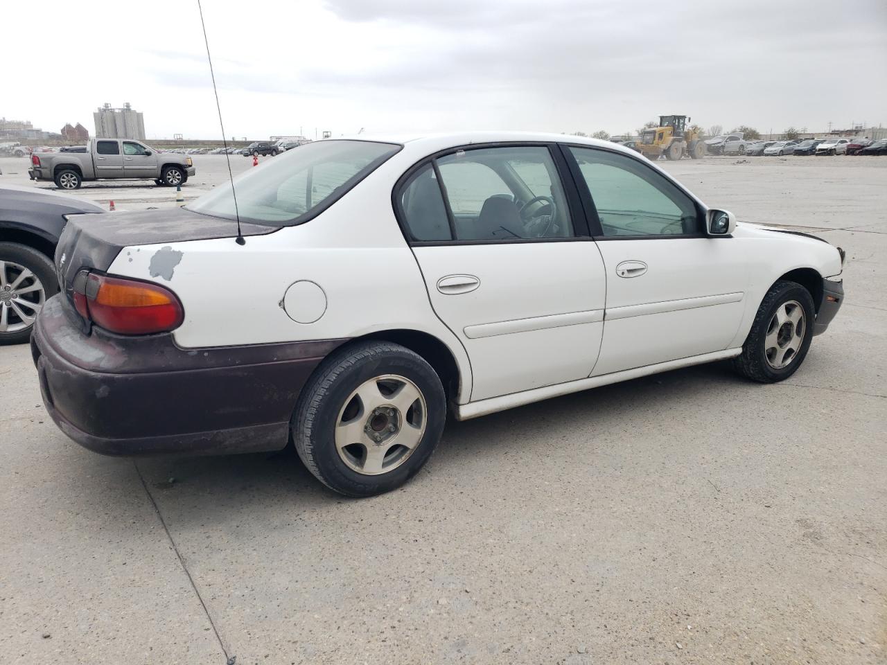 2003 Chevrolet Malibu - Image 3