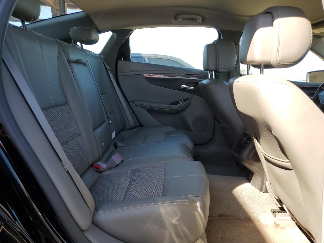 2014 Chevrolet Impala - Image 11