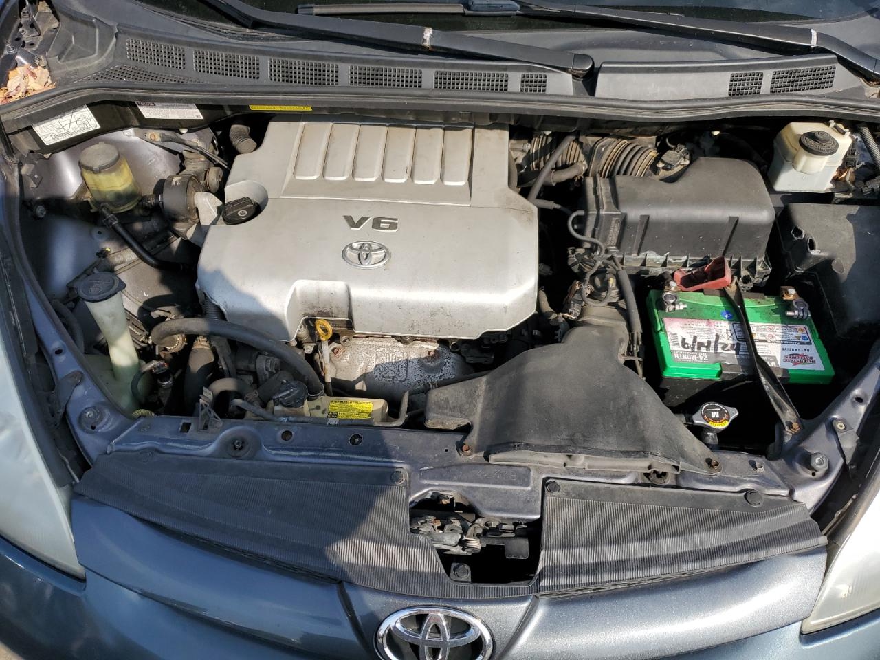 2008 Toyota Sienna - Image 12