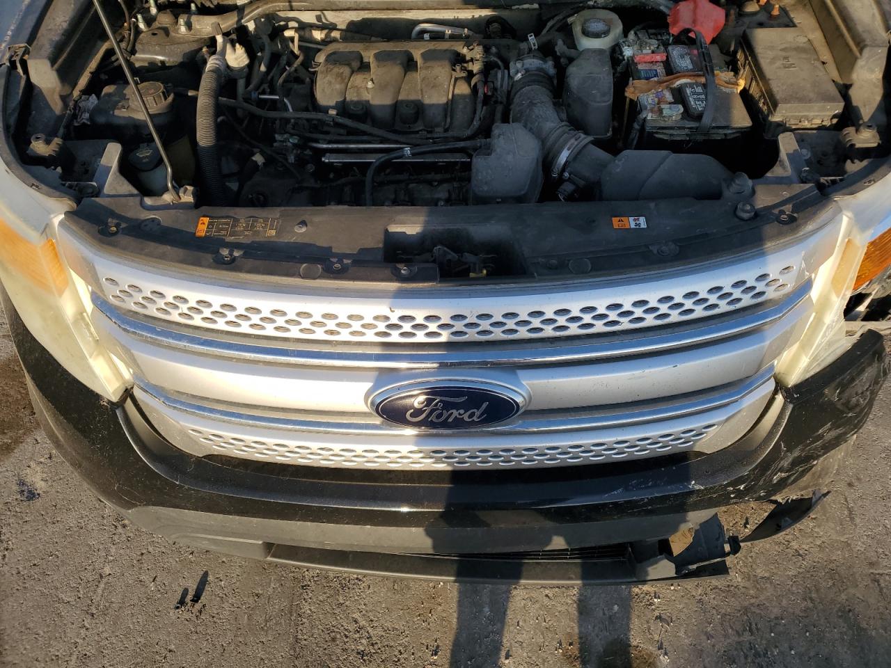 2013 Ford Explorer - Image 12