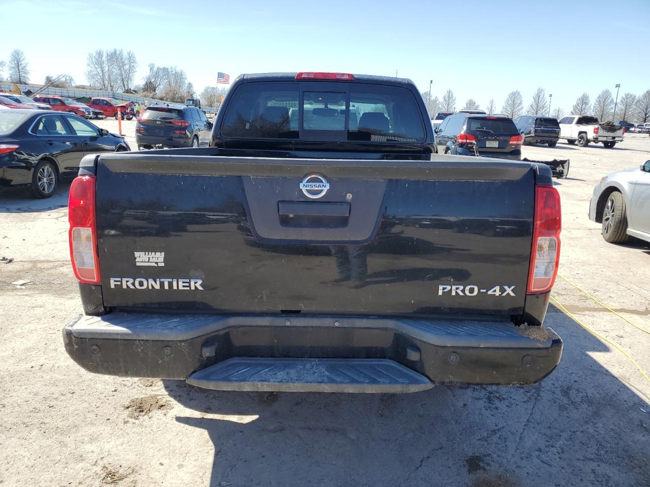 2014 Nissan Navara (Frontier) - Image 6