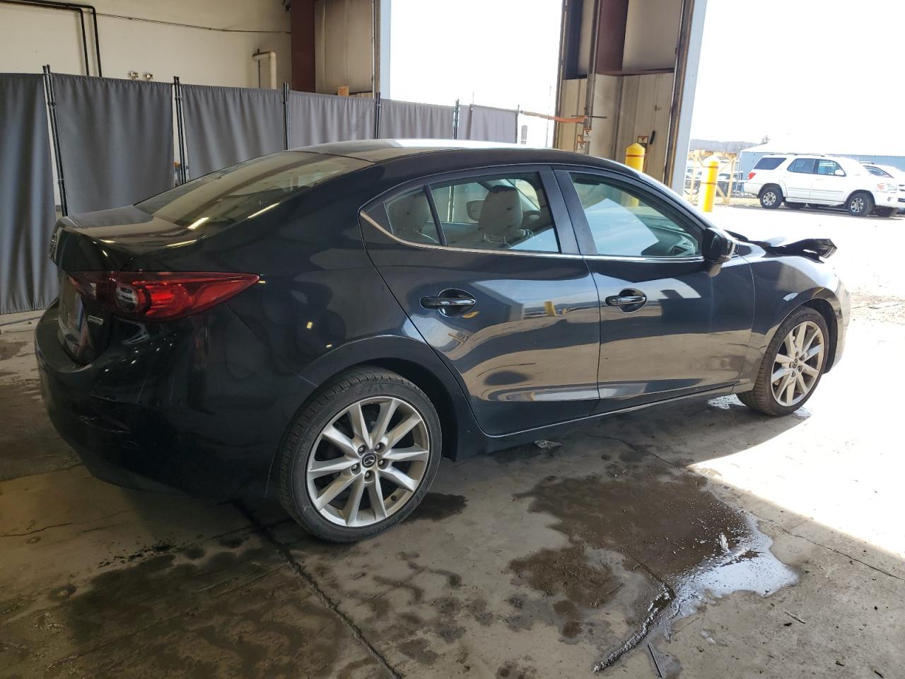 2017 Mazda 3 - Image 3