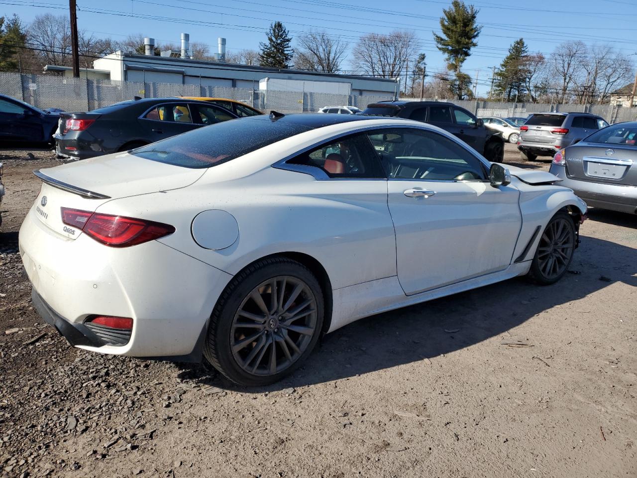 2018 Infiniti Q60 - Image 3