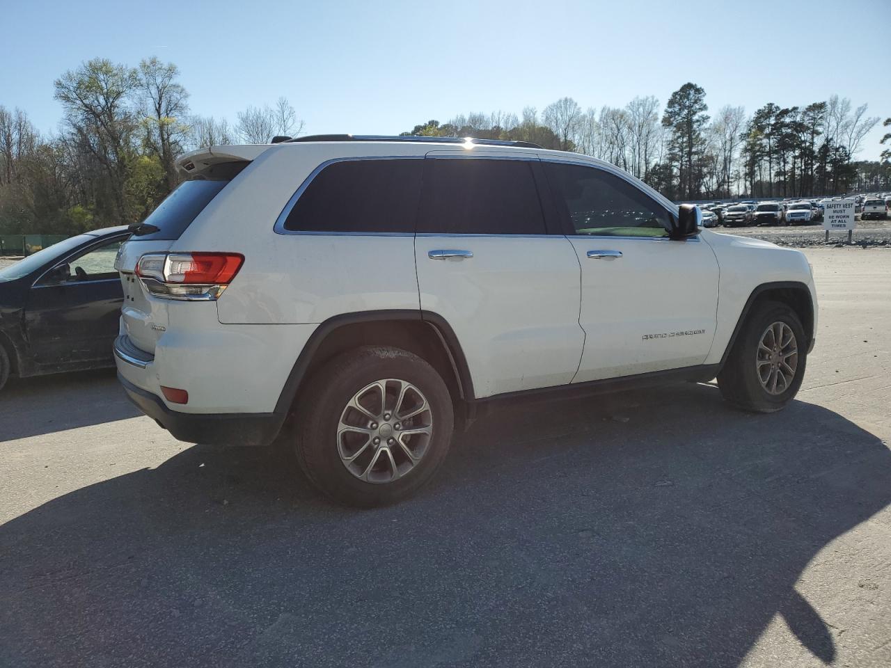 2016 Jeep Grand Cherokee - Image 3