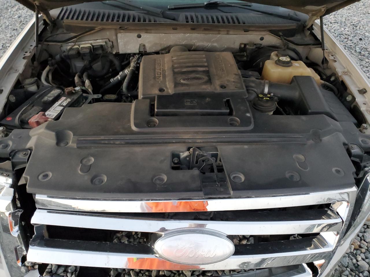 2007 Ford Expedition - Image 13