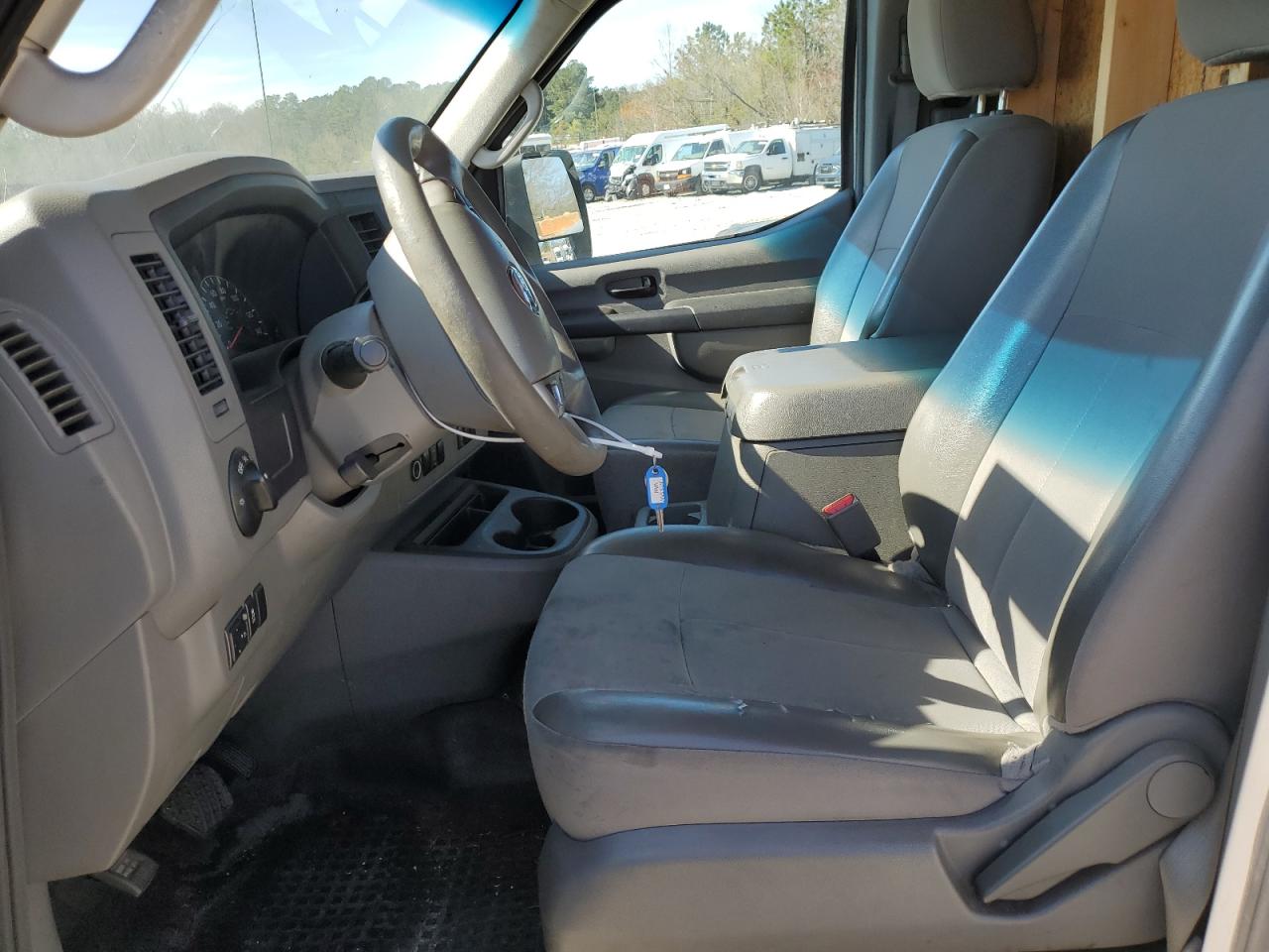 2015 Nissan NV - Image 7