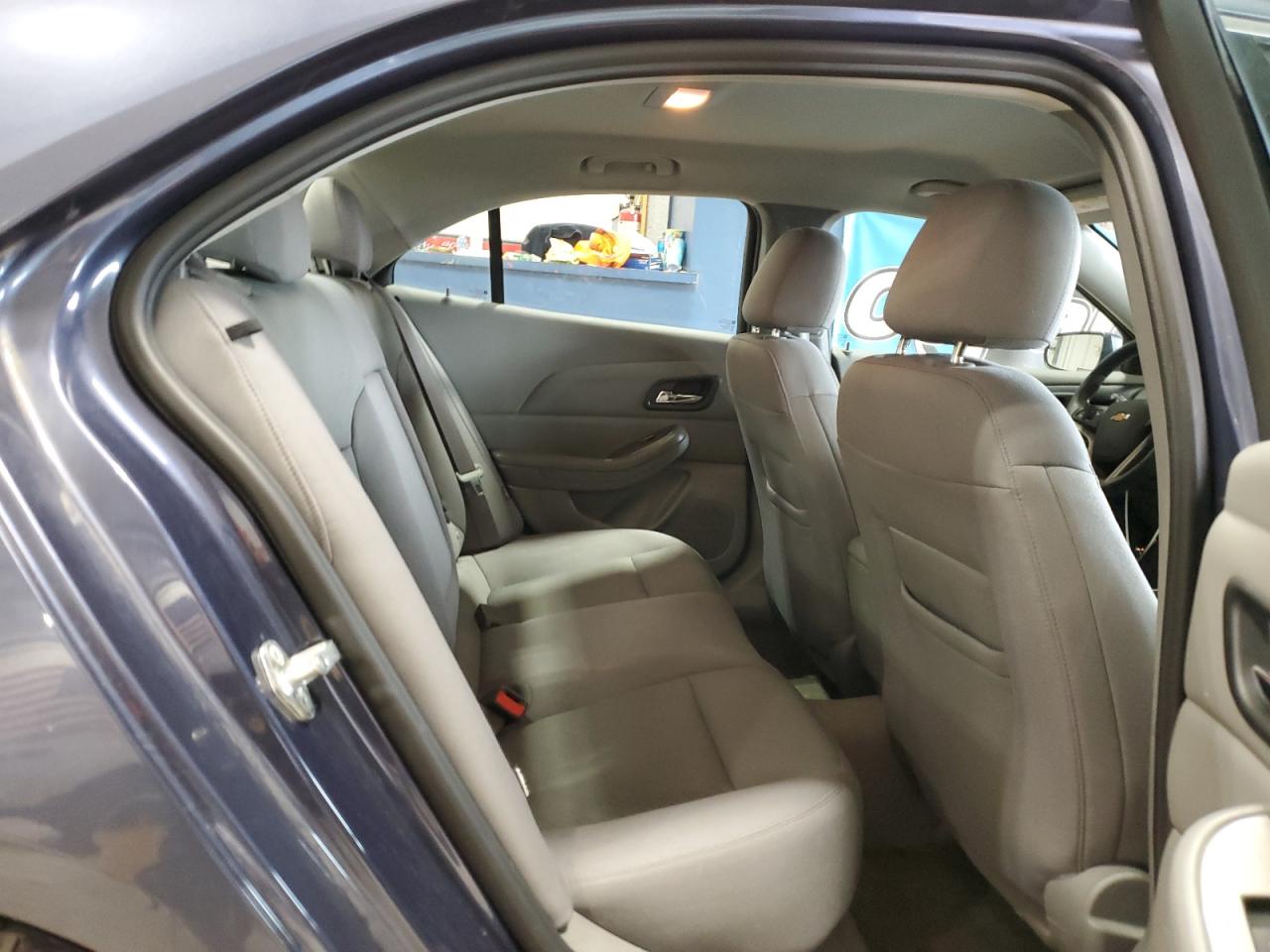 2015 Chevrolet Malibu - Image 10