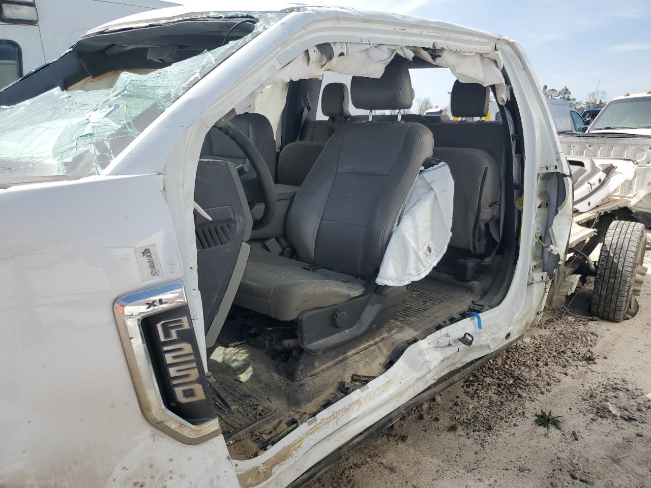 2019 Ford F250 - Image 9